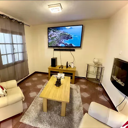 Serenity - Relax, Unwind & Feel At Apartamento Estreito Da Calheta