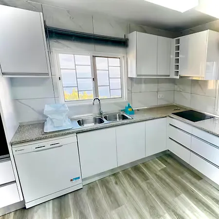 Apartamento Serenity - Relax, Unwind & Feel At Estreito Da Calheta