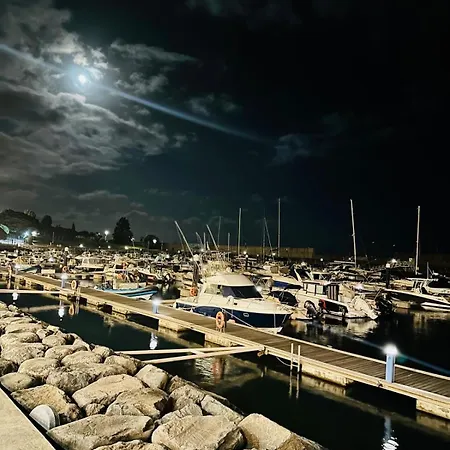 Susette's Serenity - Relax, Unwind & Feel At *