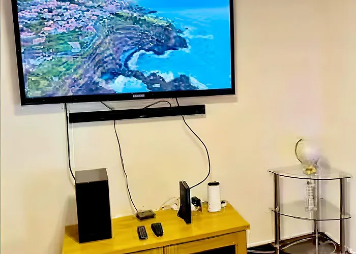 Serenity - Relax, Unwind & Feel At Apartmán *